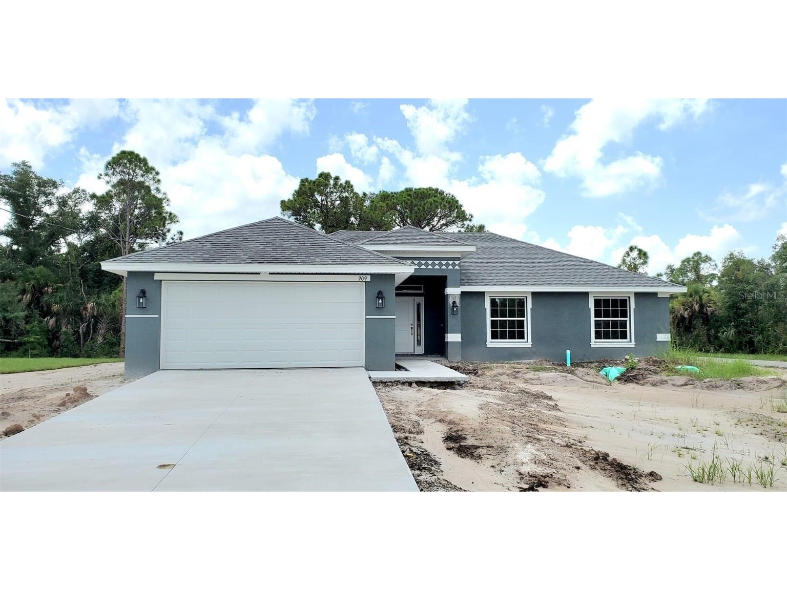 909 Biscayne Drive Port Charlotte FL 33953 C7489469 image1