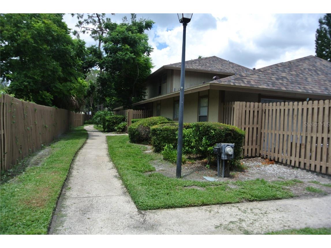 909 Buck Court Brandon FL 33511 TB8417172 image9