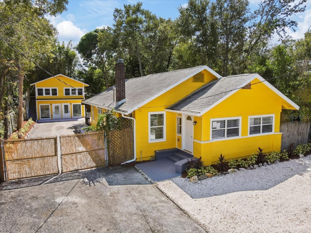 909 Druid Road E Clearwater FL 33756 T3474421 image1