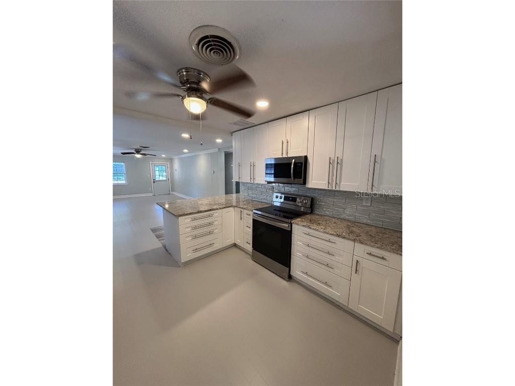 909 Hart Street Clearwater FL 33755 R4910295 image14