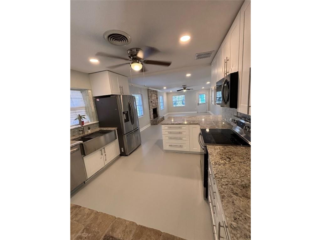 909 Hart Street Clearwater FL 33755 R4910295 image4