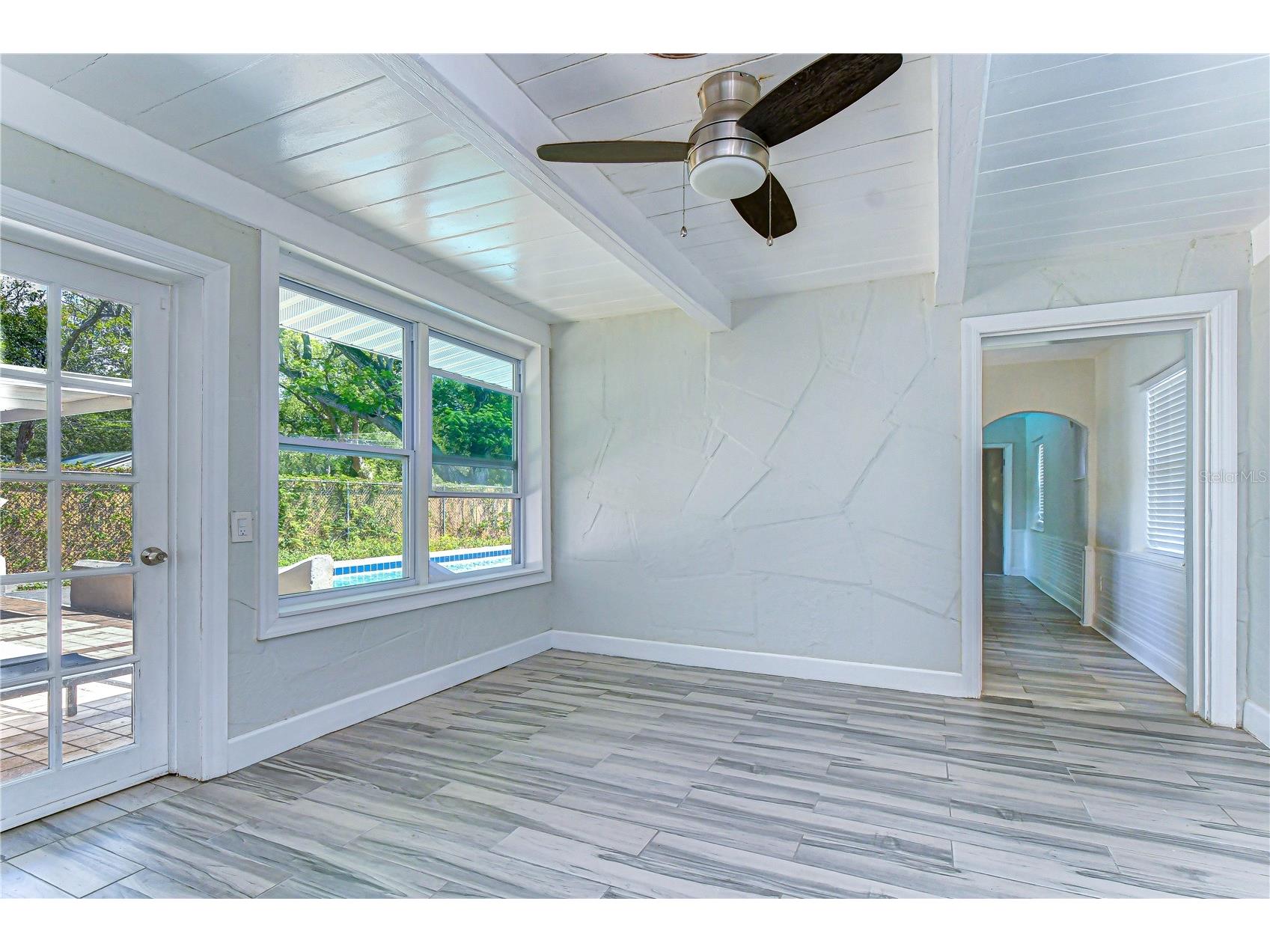 909 Hart Street Clearwater FL 33755 TB8497842 image35