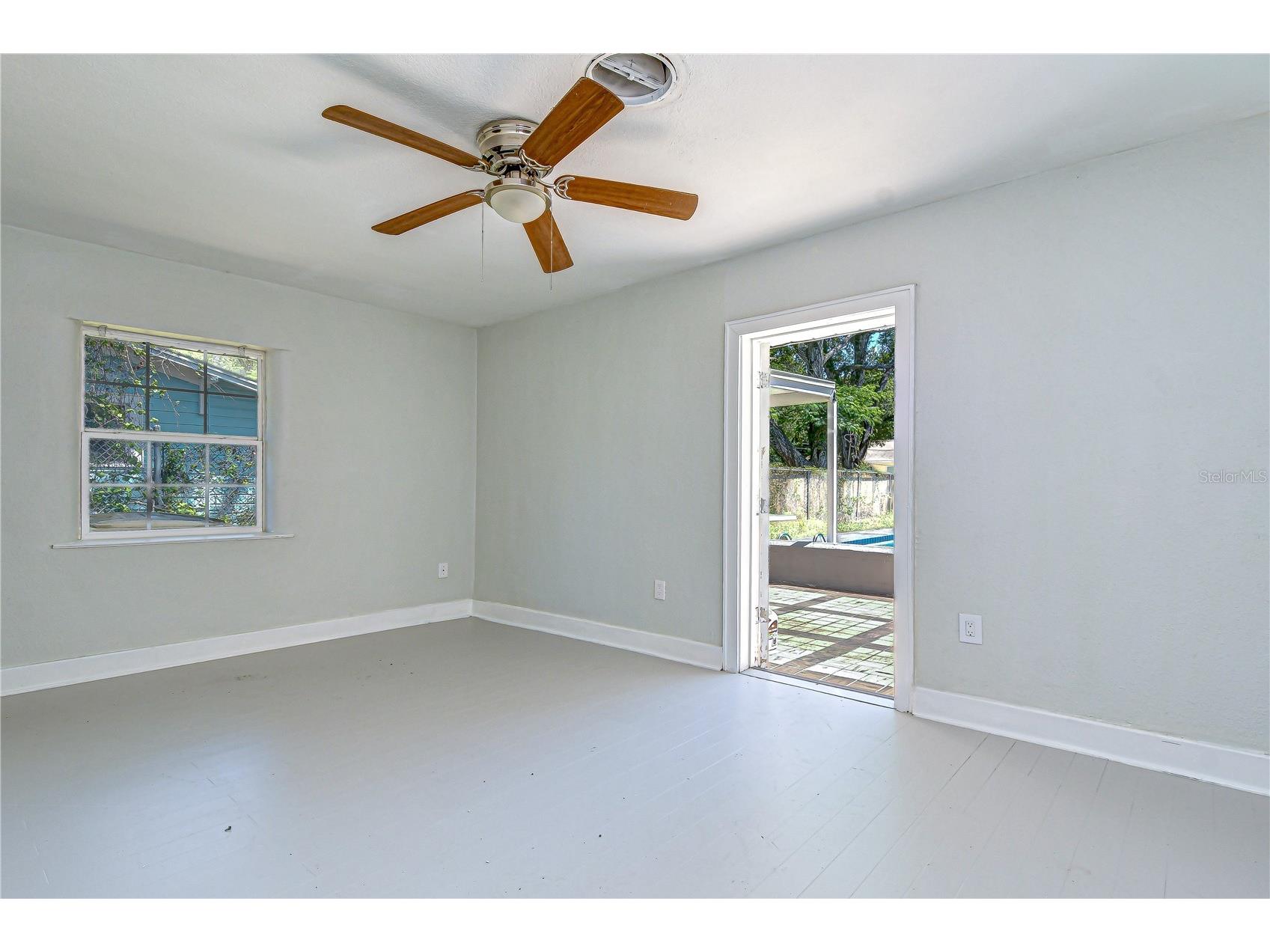 909 Hart Street Clearwater FL 33755 TB8497842 image36