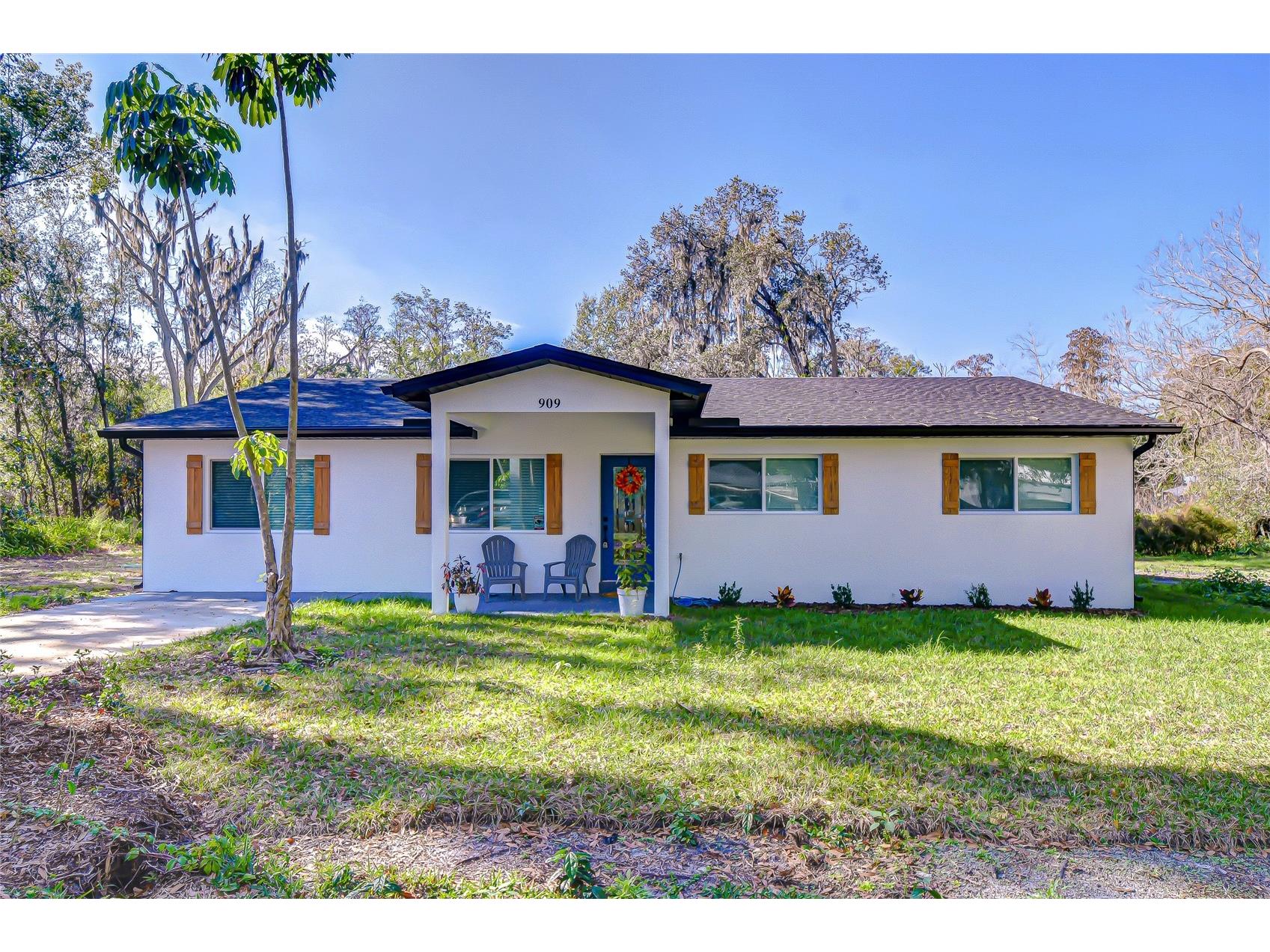 909 Lake Charles Circle Lutz FL 33548 TB8461269 image1