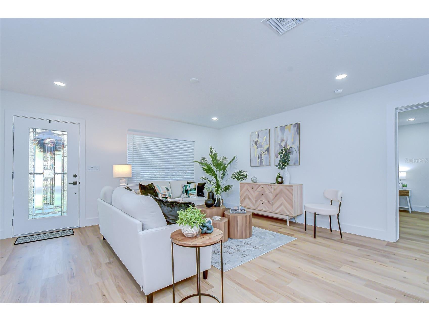 909 Lake Charles Circle Lutz FL 33548 TB8461269 image5