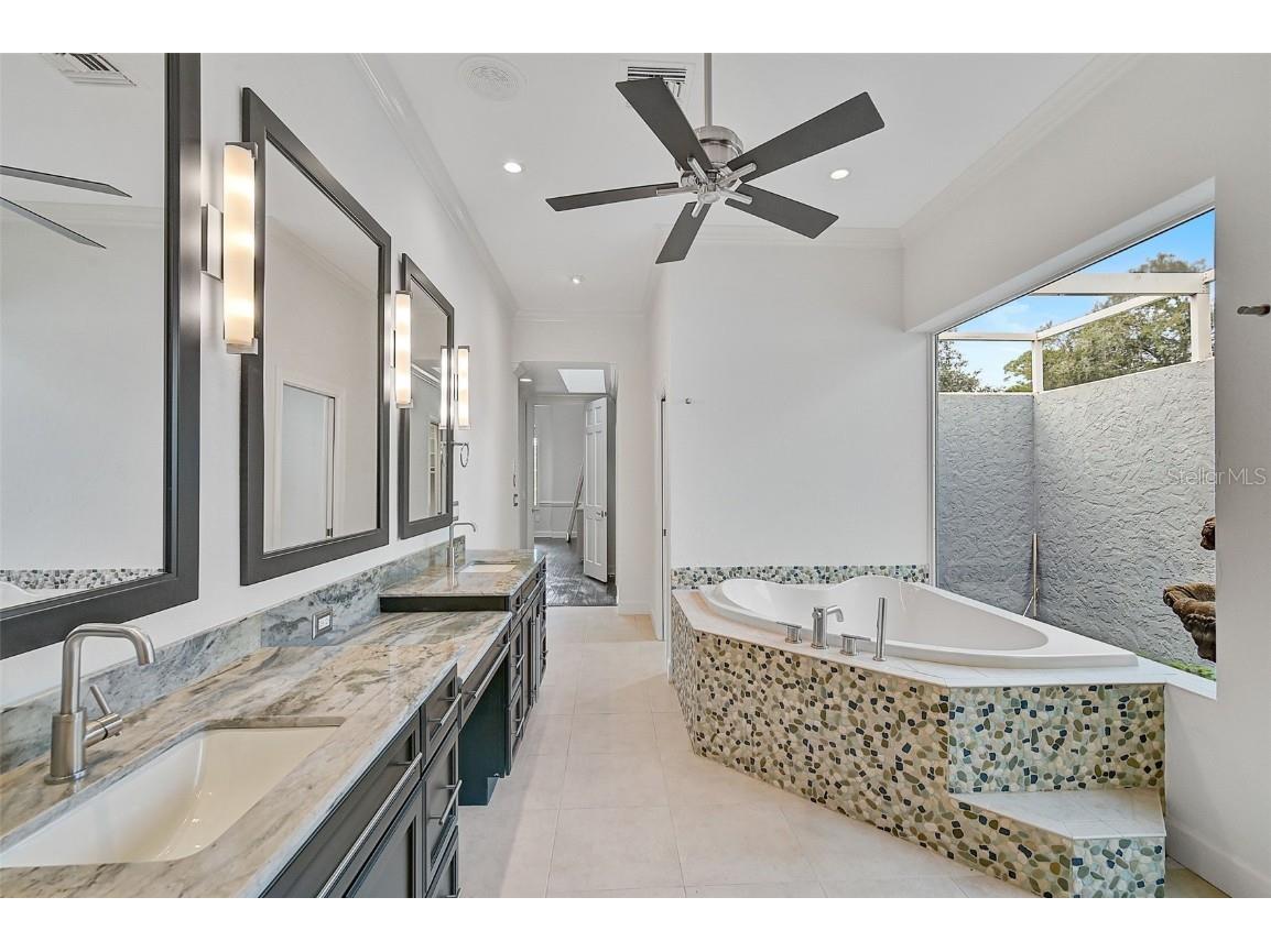 909 Macewen Drive Osprey FL 34229 A4621683 image29