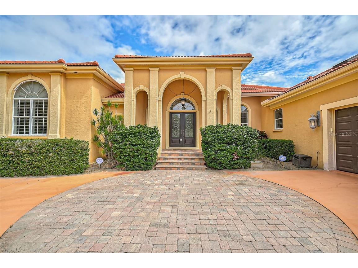 909 Macewen Drive Osprey FL 34229 A4621683 image4