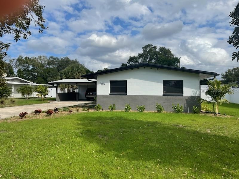 909 Marabon Avenue Orlando FL 32806 O6392979 image1