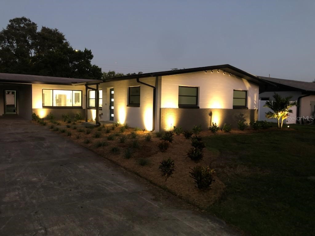 909 Marabon Avenue Orlando FL 32806 O6392979 image3