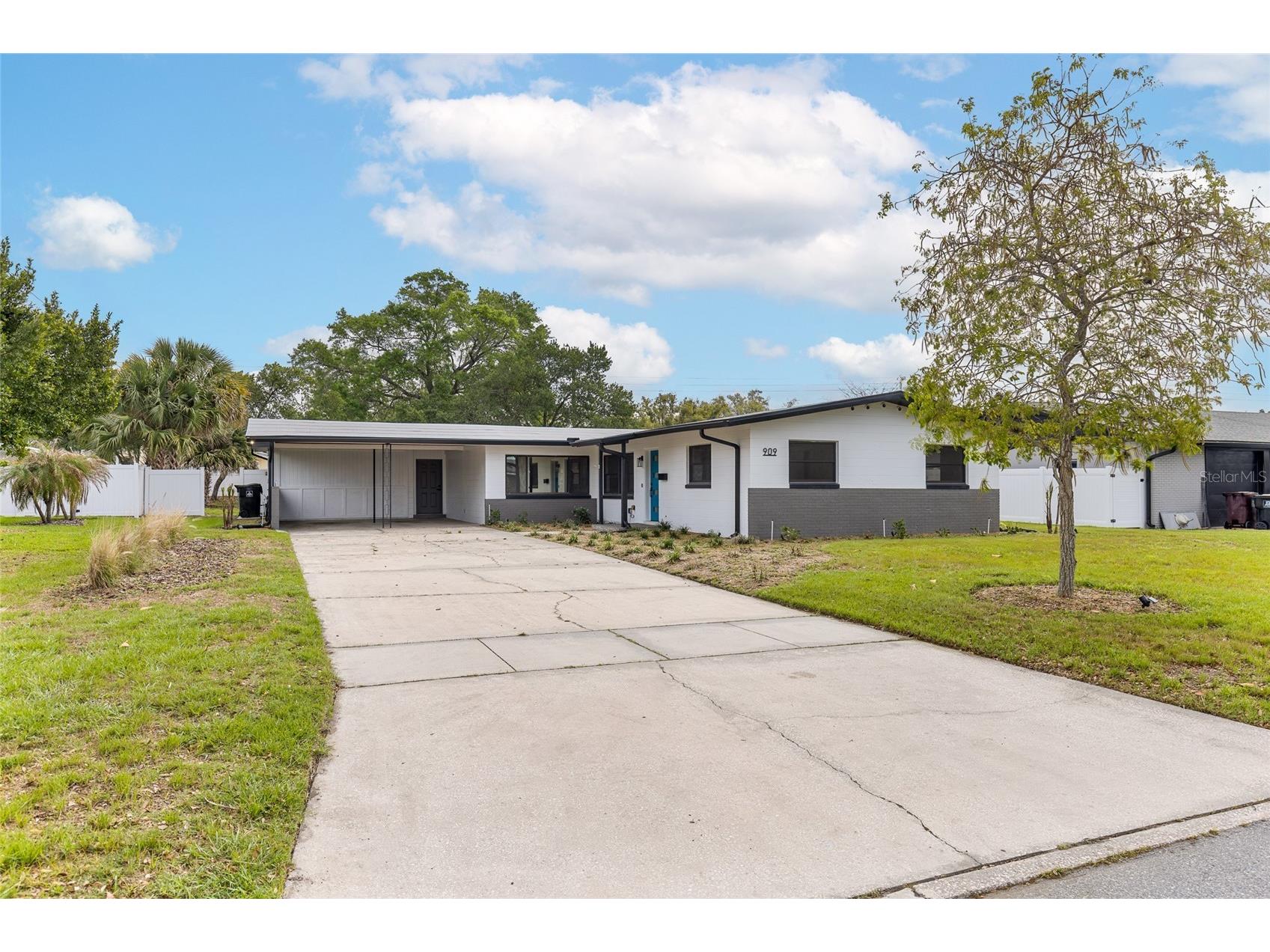 909 Marabon Avenue Orlando FL 32806 O6392979 image40