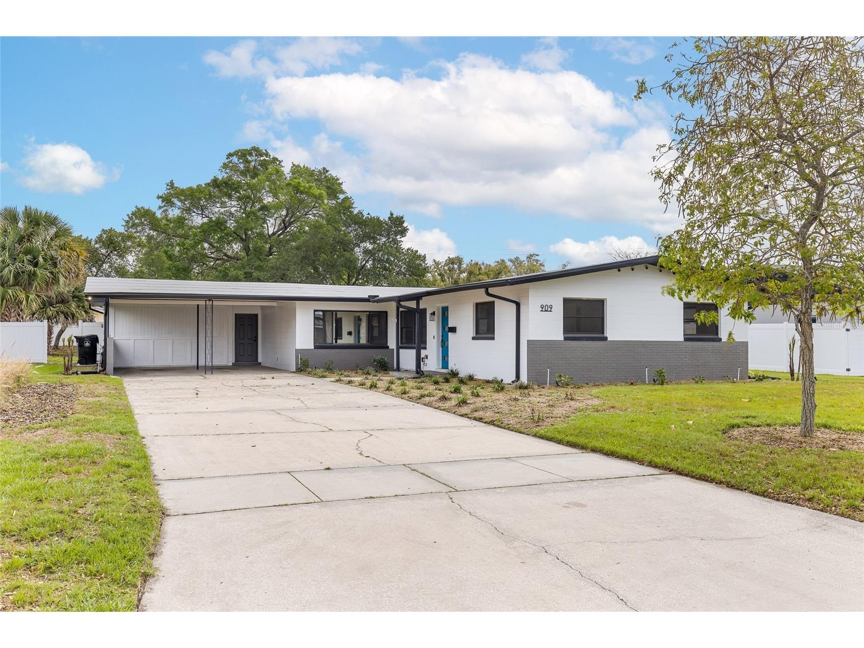 909 Marabon Avenue Orlando FL 32806 O6392979 image5