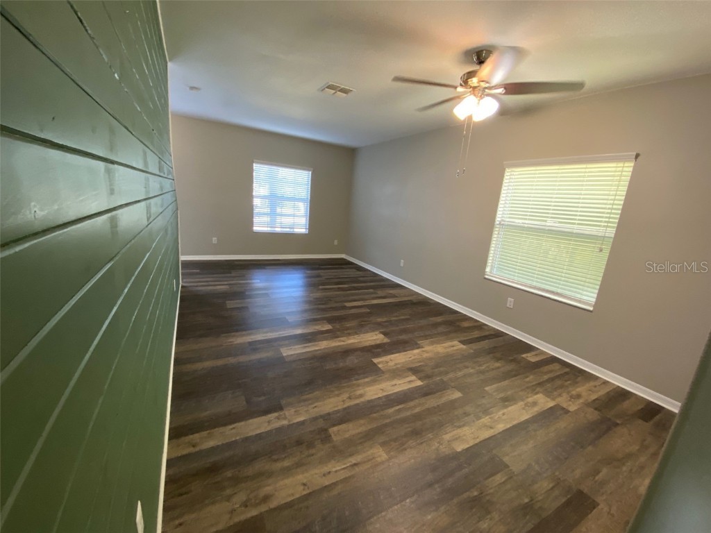 909 Meadow Glade Drive Ruskin FL 33570 TB8448356 image5