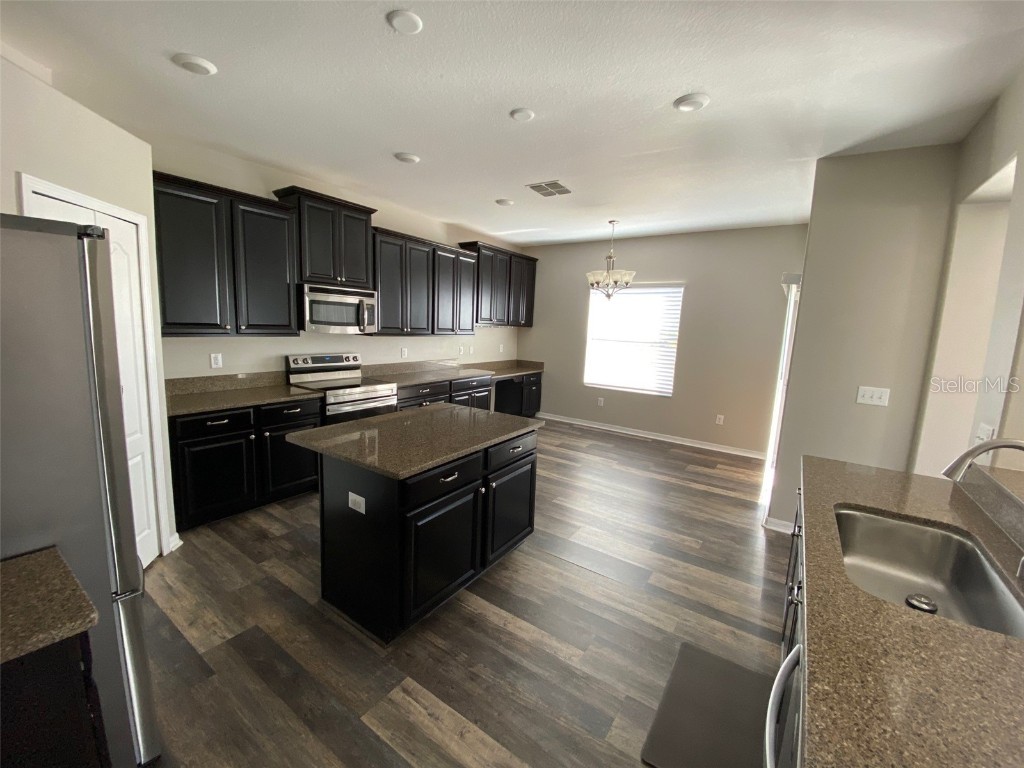 909 Meadow Glade Drive Ruskin FL 33570 TB8448356 image7