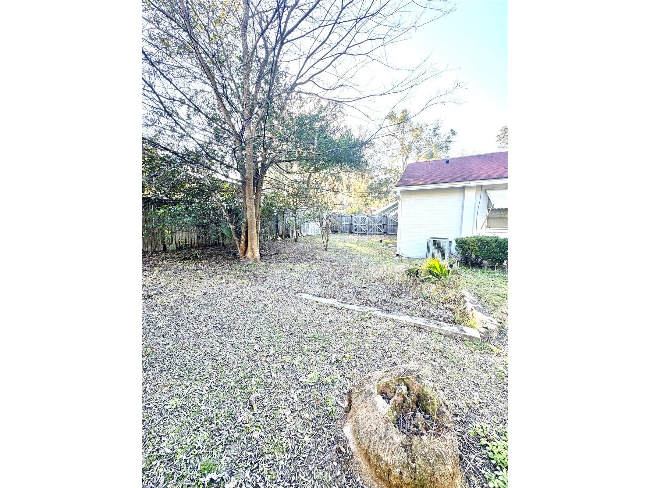 909 NE 14th Avenue Ocala FL 34470 OM718468 image16