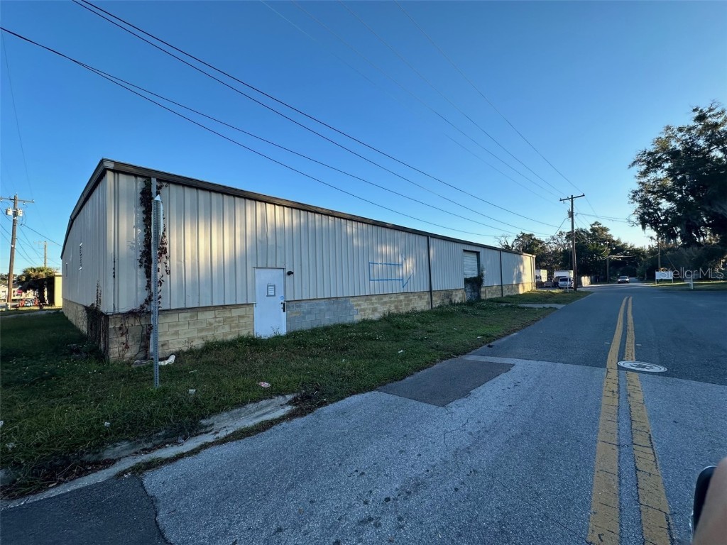 909 NW 4th Avenue Ocala FL 34475 OM669763 image1