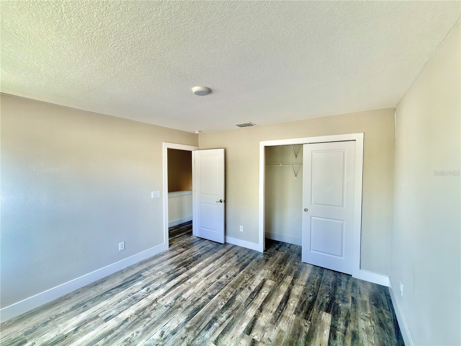 909 Randall Street Orlando FL 32805 O6393902 image11
