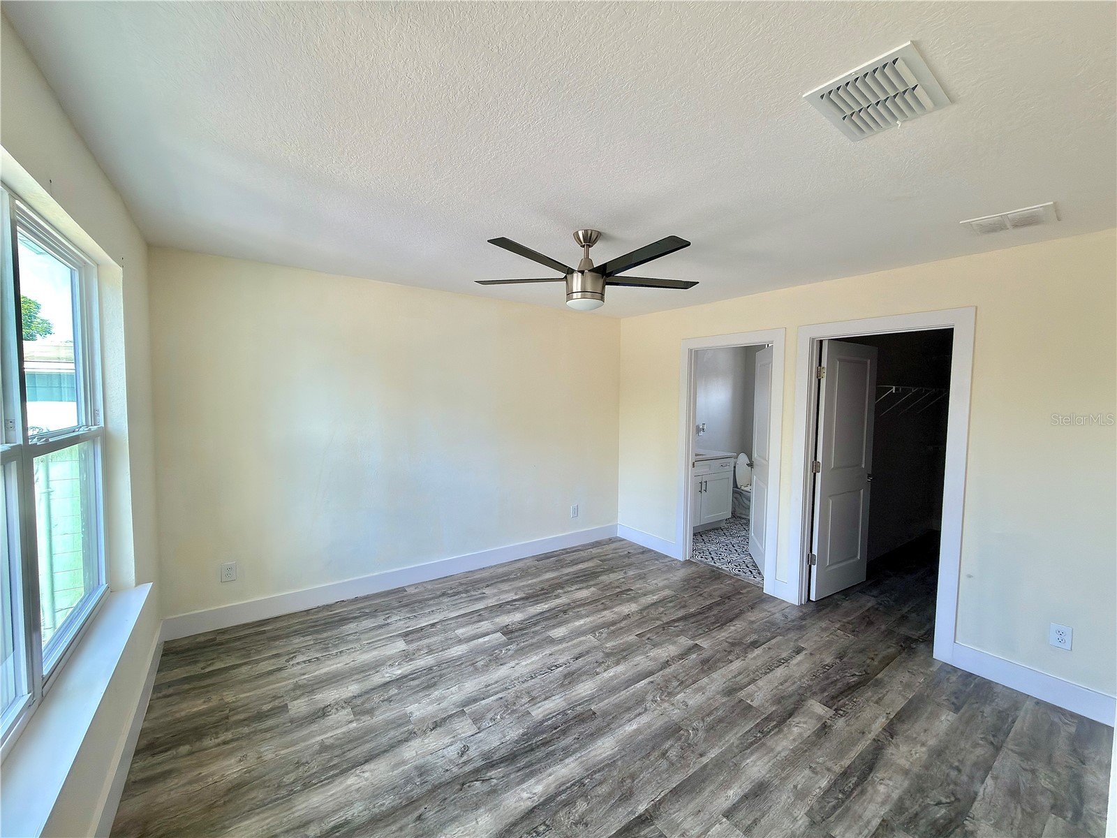 909 Randall Street Orlando FL 32805 O6393902 image7