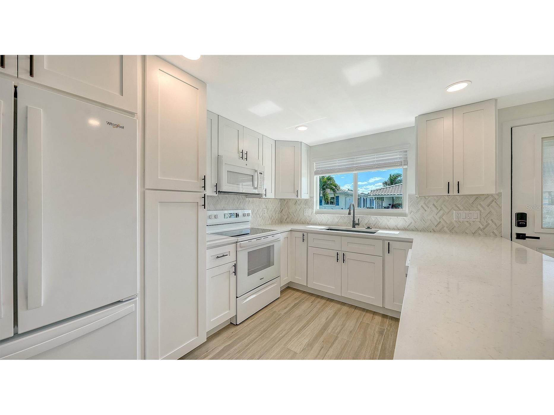 909 Spanish Drive N Longboat Key FL 34228 A4684728 image12