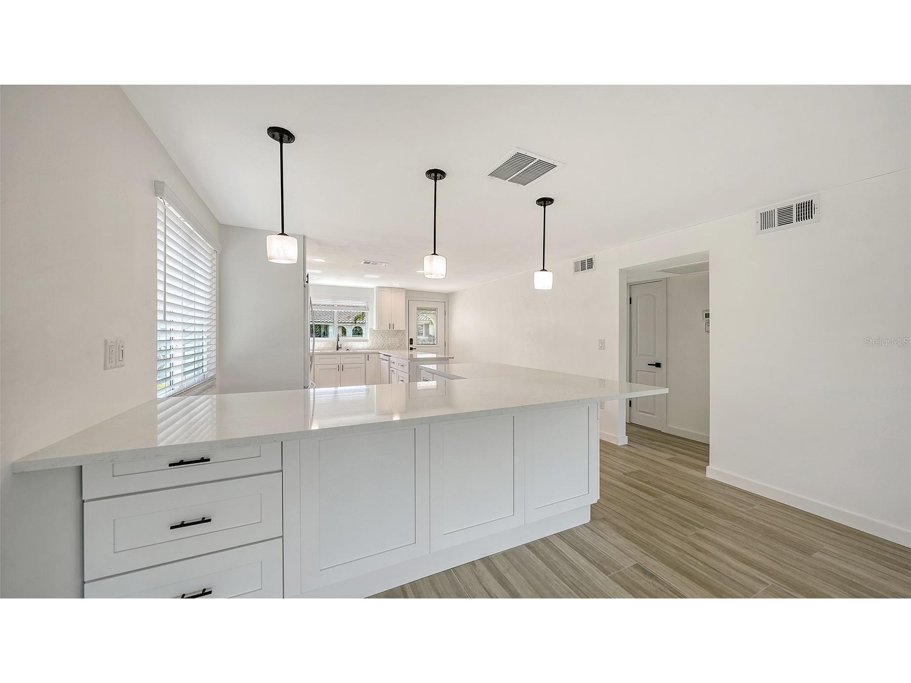 909 Spanish Drive N Longboat Key FL 34228 A4684728 image8