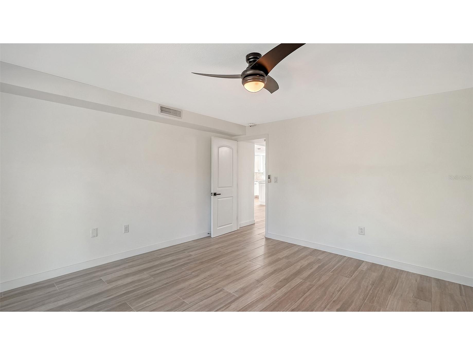 909 Spanish Drive N Longboat Key FL 34228 A4694346 image40