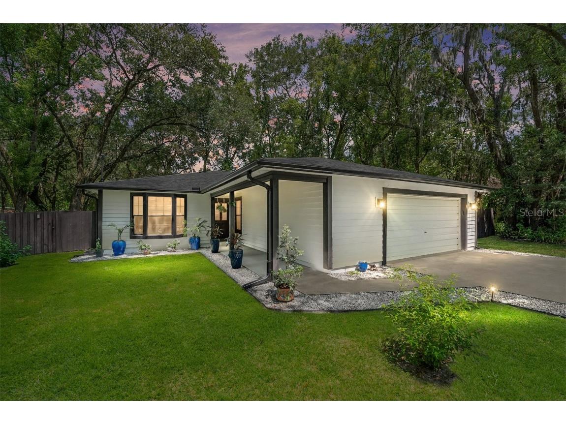 909 W 131st Avenue Tampa FL 33612 GC516380 image1