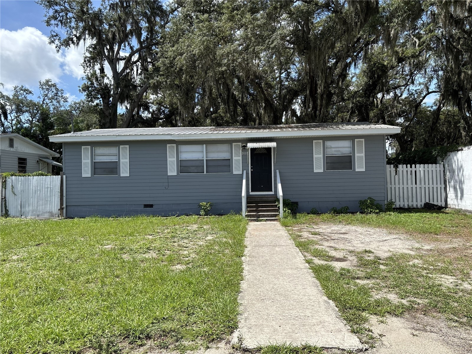 909 W Circle Street Avon Park FL 33825 O6417039 image1