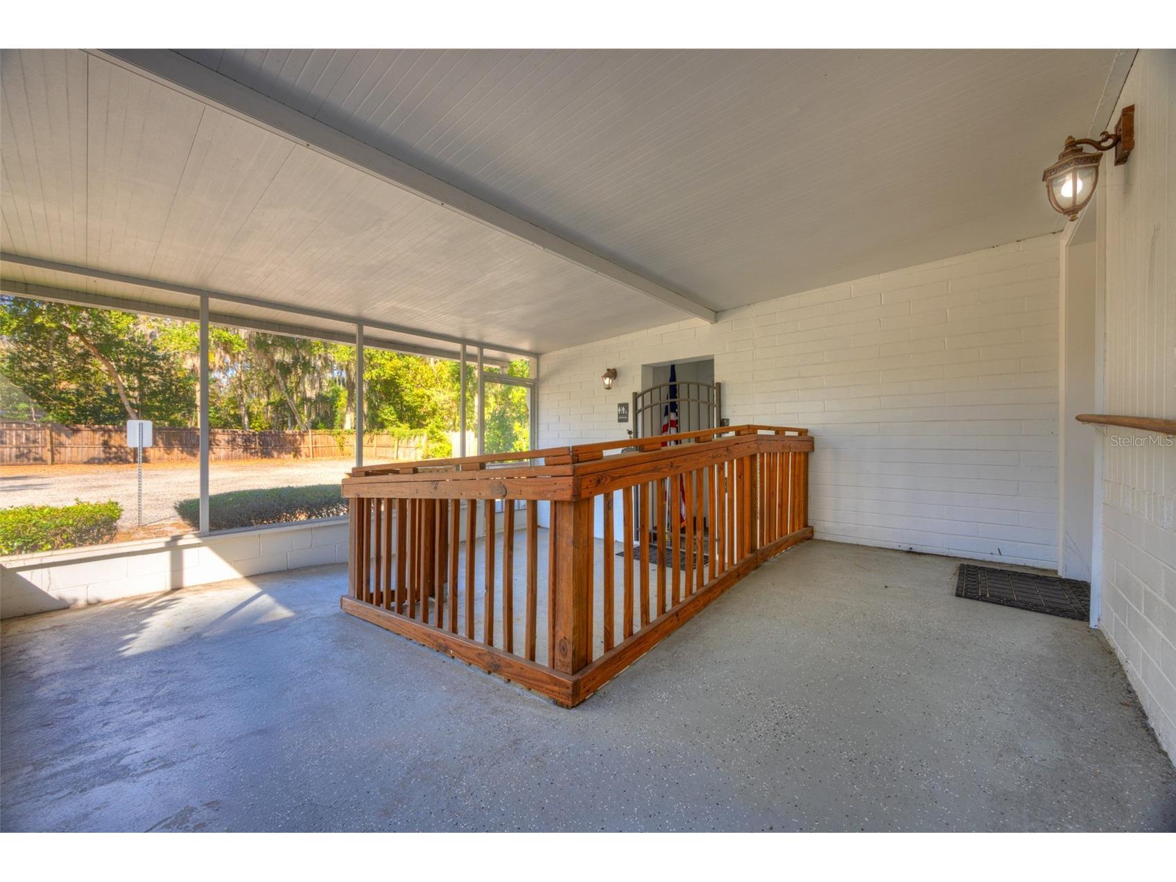909 W New York Avenue Deland FL 32720 V4946194 image32