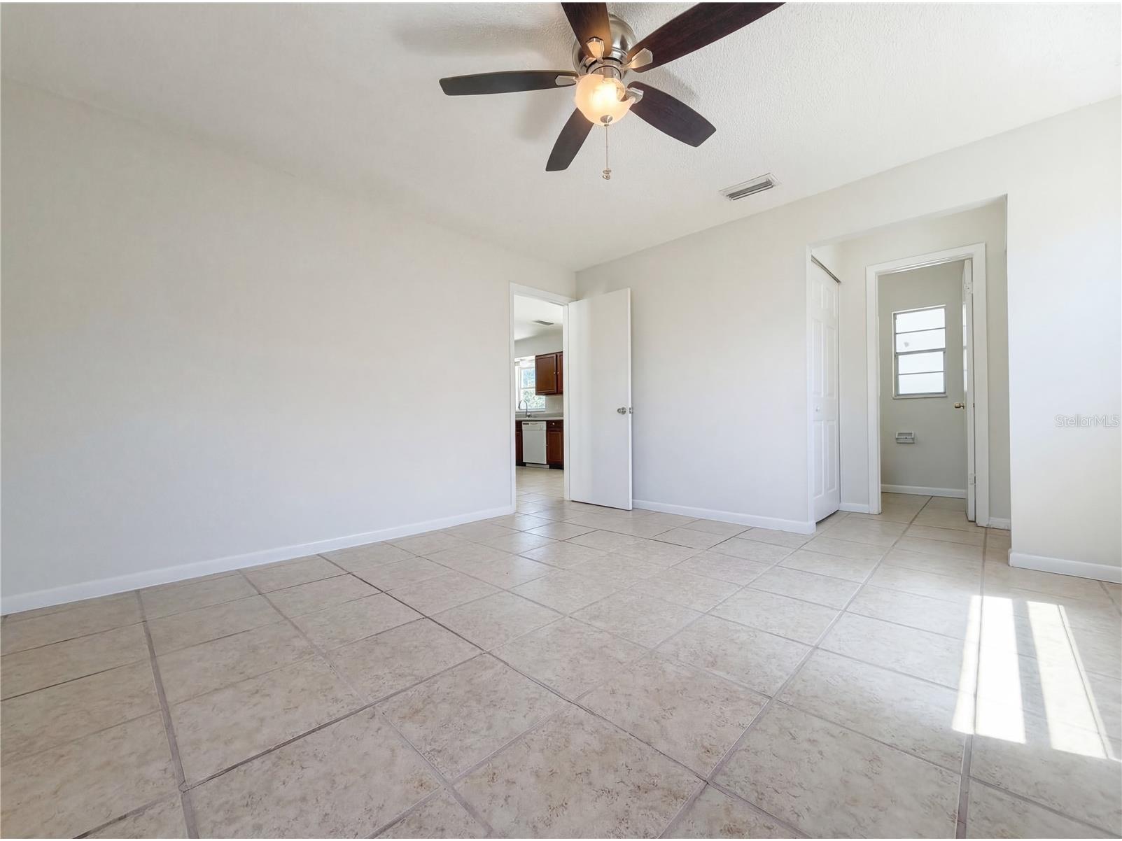 909 Winchester Court Brandon FL 33510 O6395828 image10