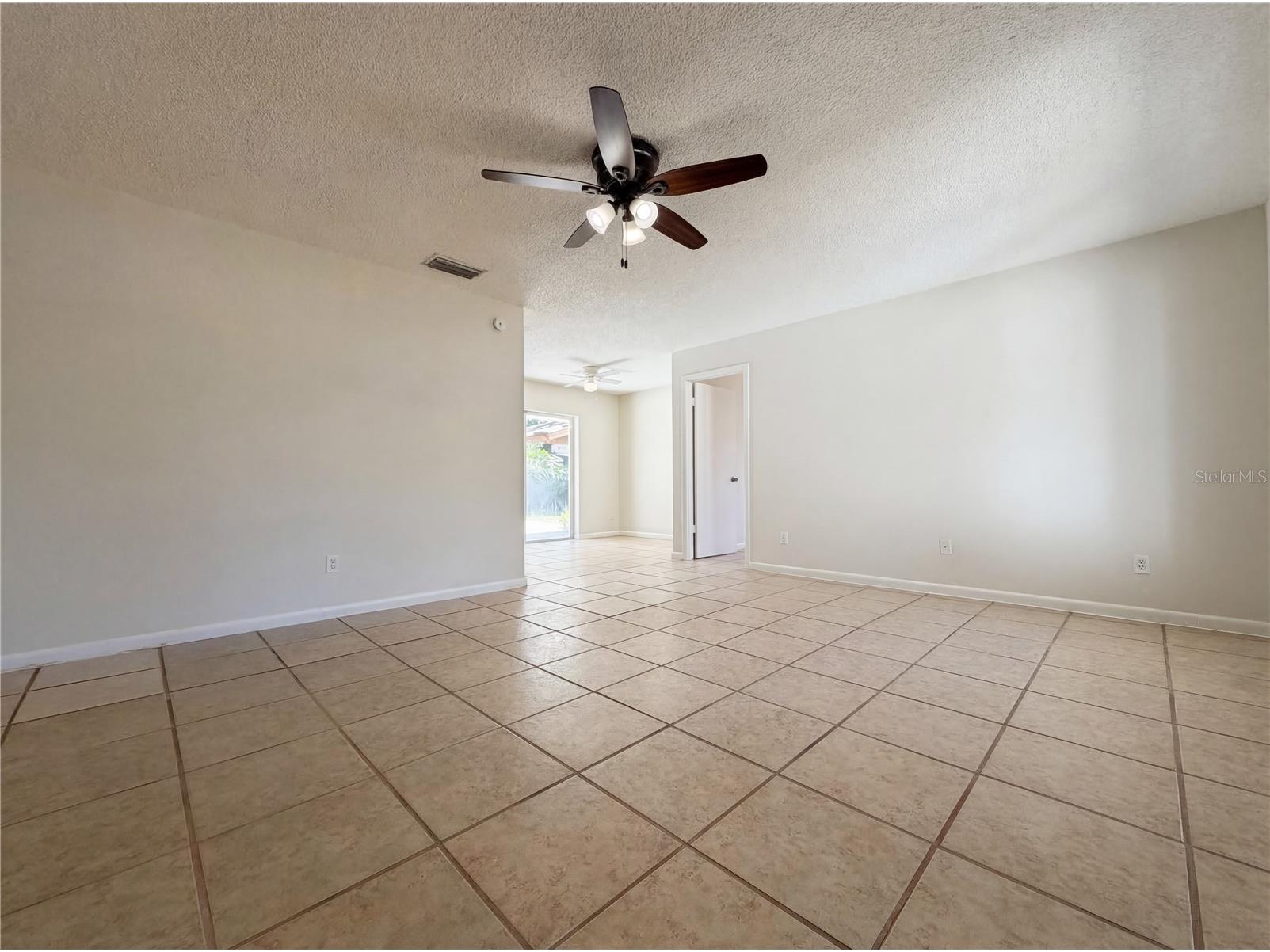 909 Winchester Court Brandon FL 33510 O6395828 image3