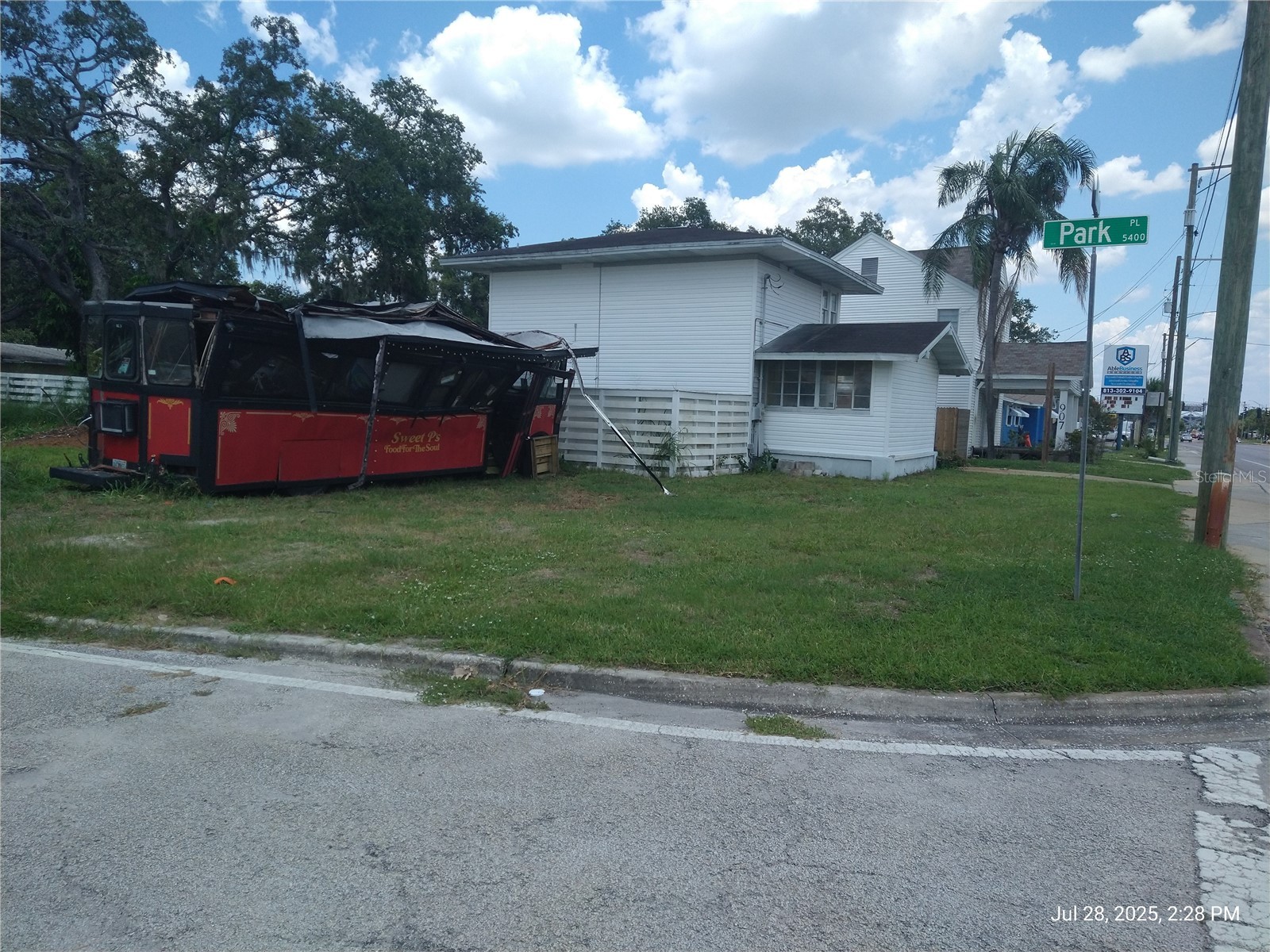 909 and 911 West Hillsborough Avenue Tampa FL 33604 W7838868 image25