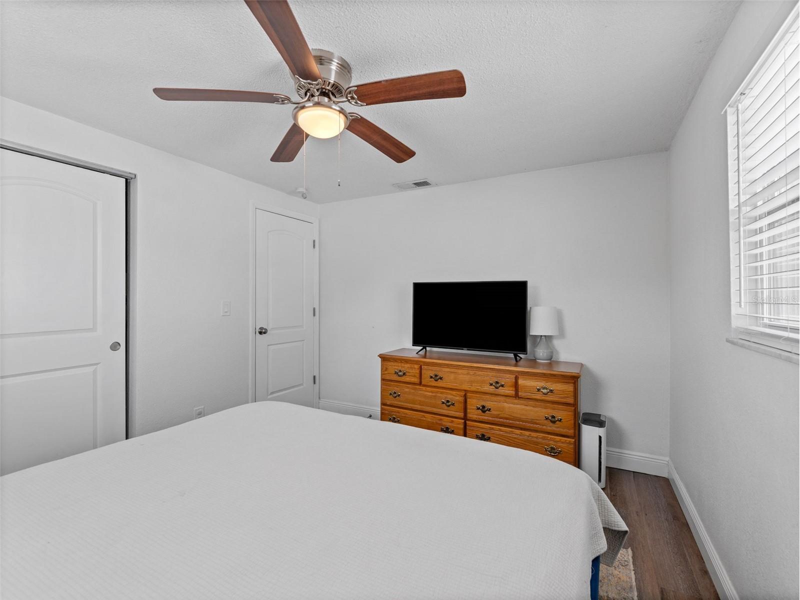 9091 83rd Way Seminole FL 33777 TB8499657 image17