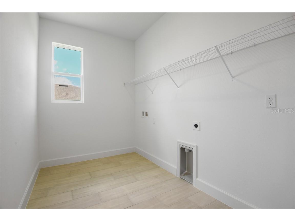 9093 Players Drive Weeki Wachee FL 34613 S5118973 image16