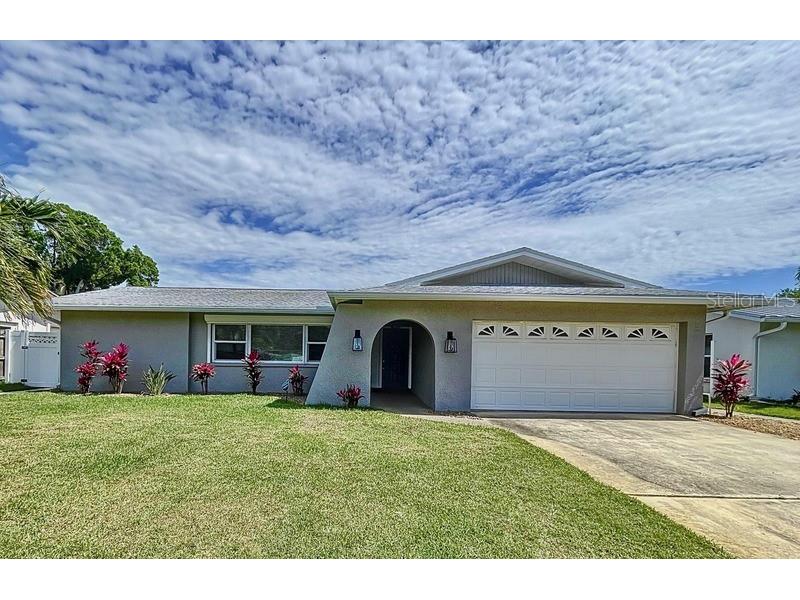 9095 135th Street Seminole FL 33776 U8234829 image1