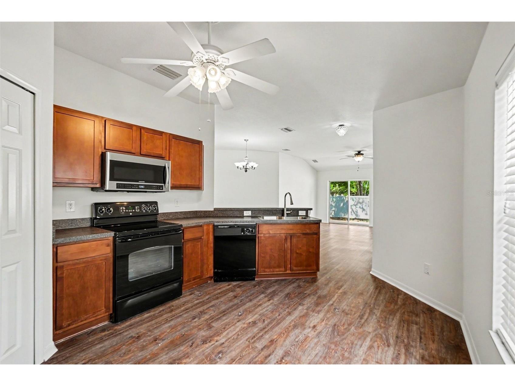 9096 Southern Charm Circle Brooksville FL 34613 TB8502594 image13