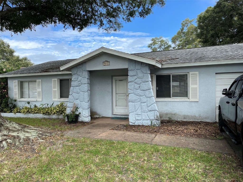 9097 107th Avenue N Seminole FL 33777 U8216784 image1