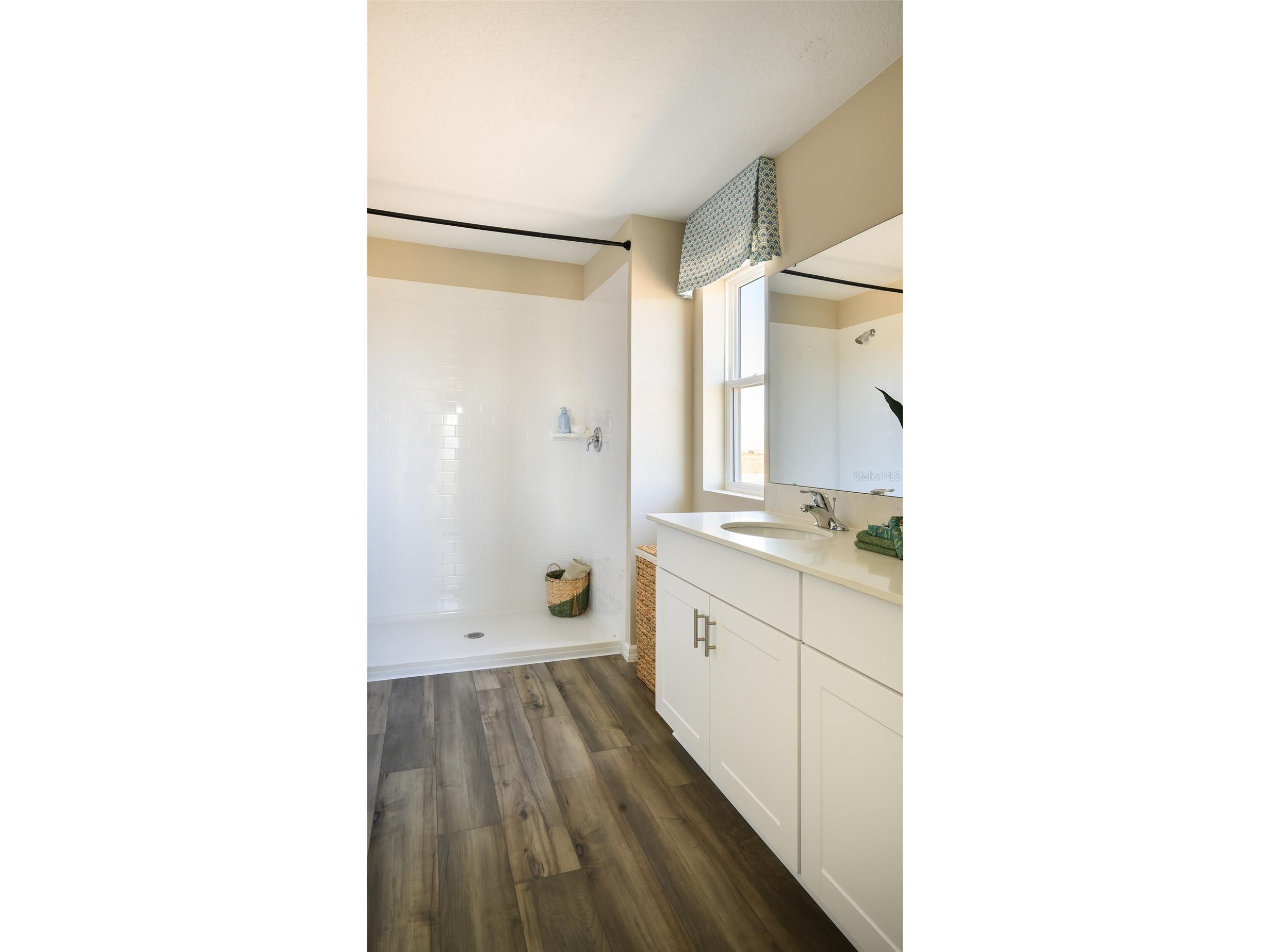 9098 Belleview Forest Pass Dade City FL 33525 TB8512144 image5