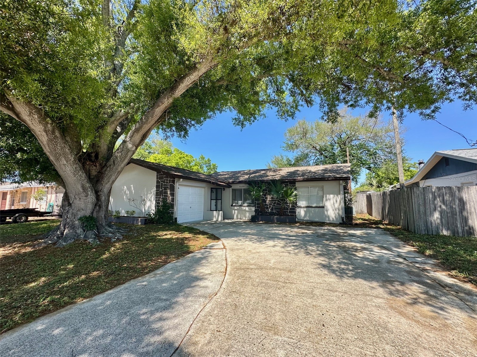 9099 108th Avenue Seminole FL 33777 TB8491679 image1