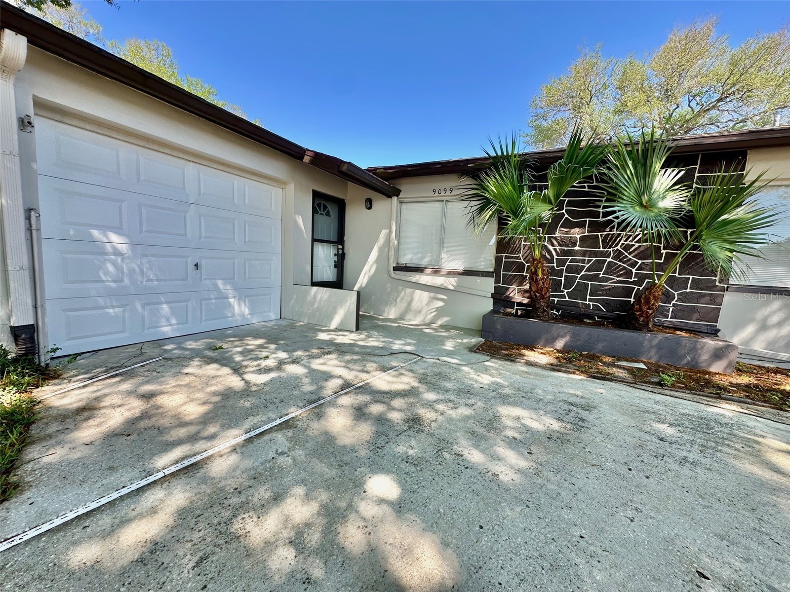 9099 108th Avenue Seminole FL 33777 TB8491679 image2