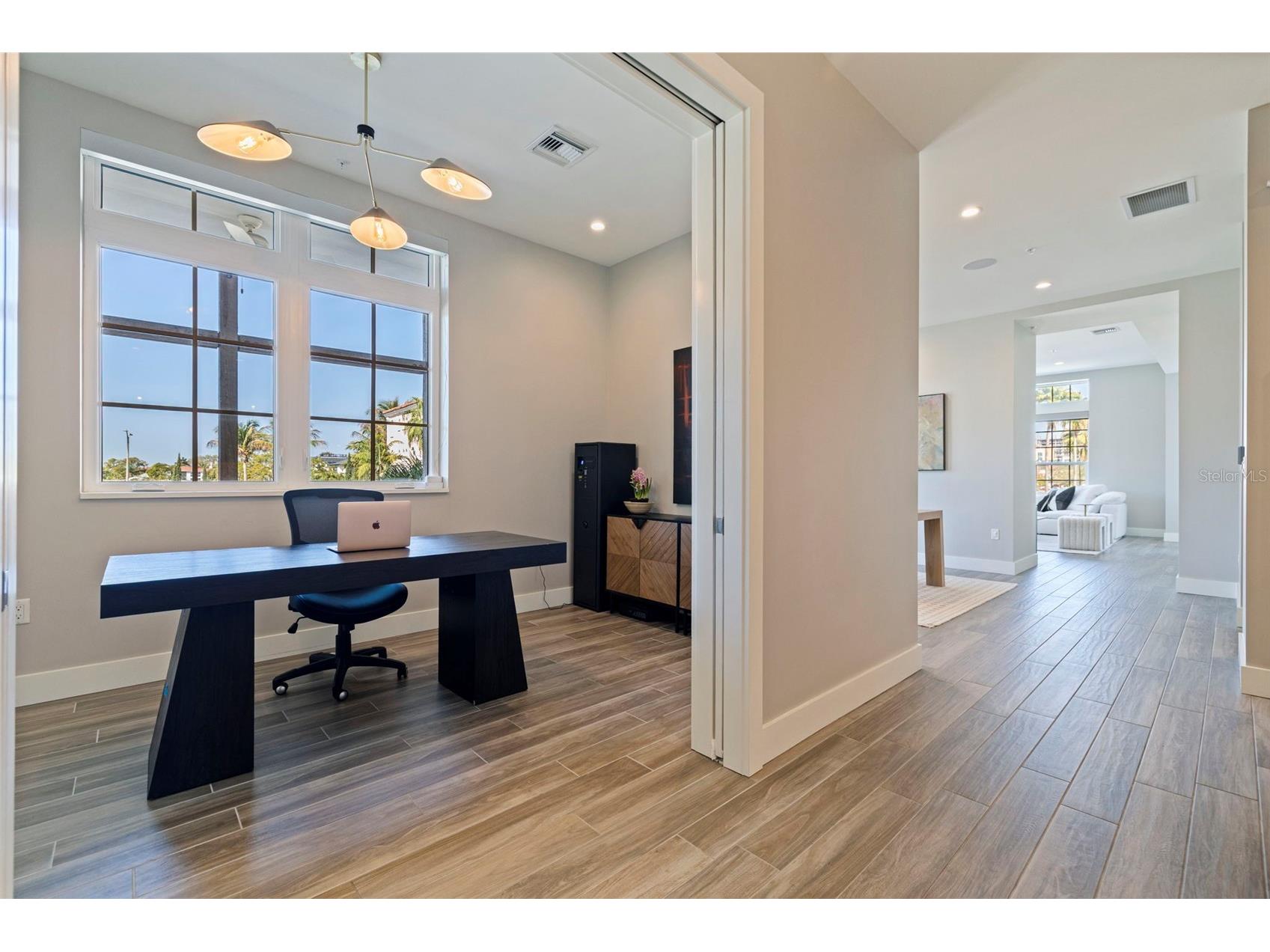 91 Davis Boulevard #201 Tampa FL 33606 TB8485996 image11