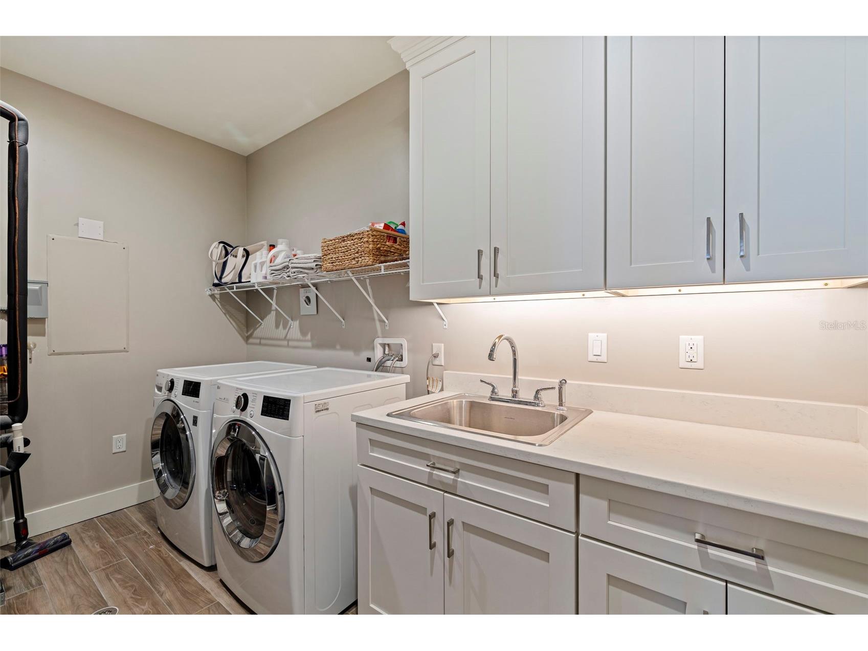 91 Davis Boulevard #201 Tampa FL 33606 TB8485996 image25