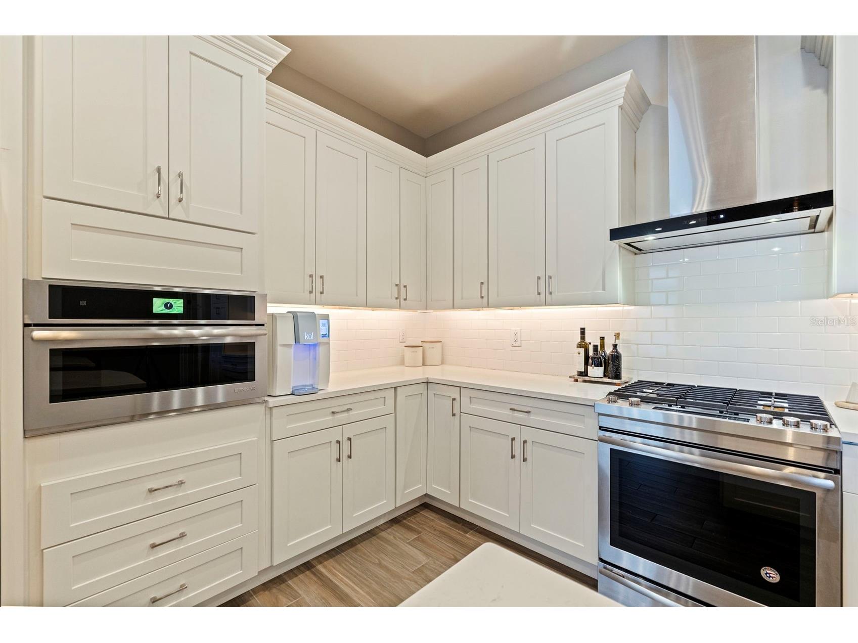 91 Davis Boulevard #201 Tampa FL 33606 TB8485996 image9