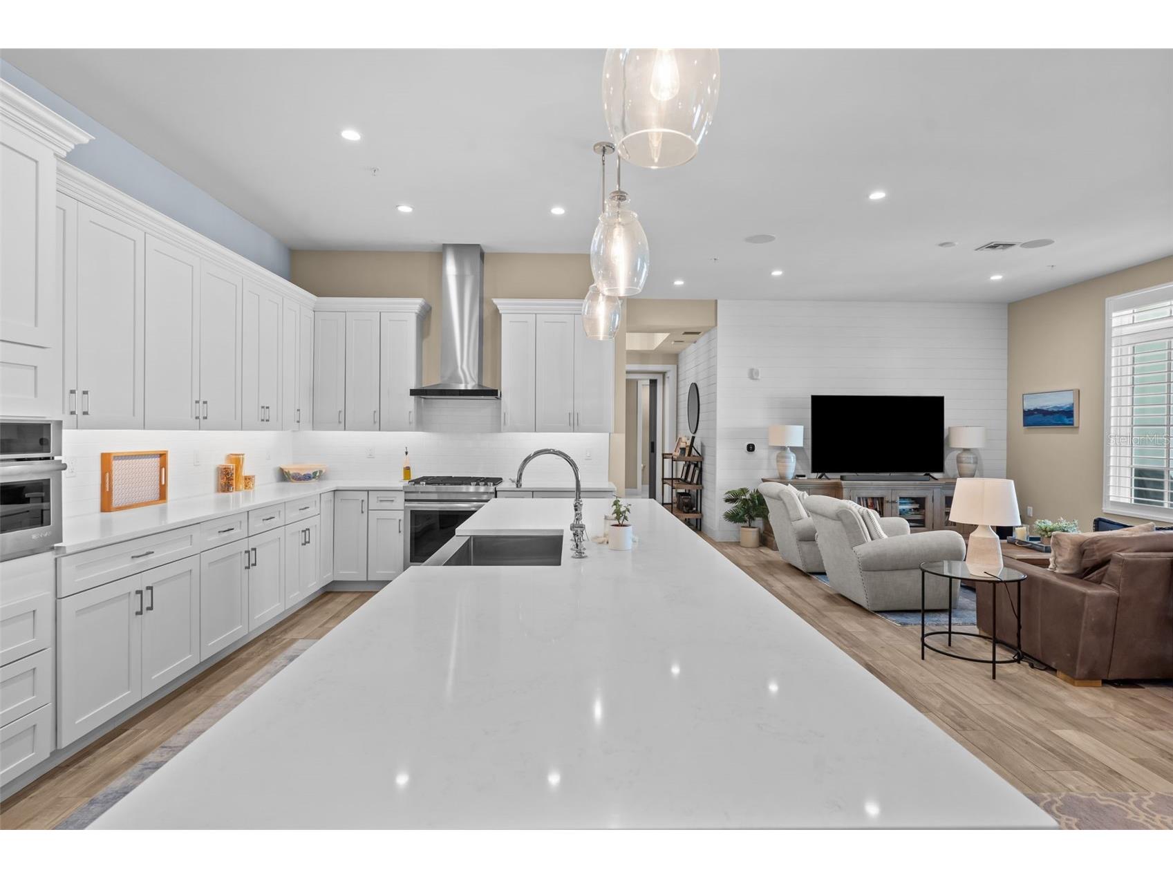 91 Davis Boulevard #204 Tampa FL 33606 TB8513312 image19