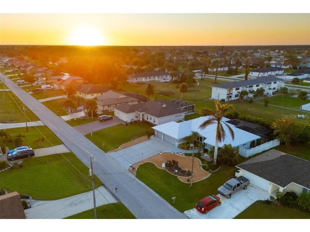 91 Mark Twain Lane Rotonda West FL 33947 C7517088 image56