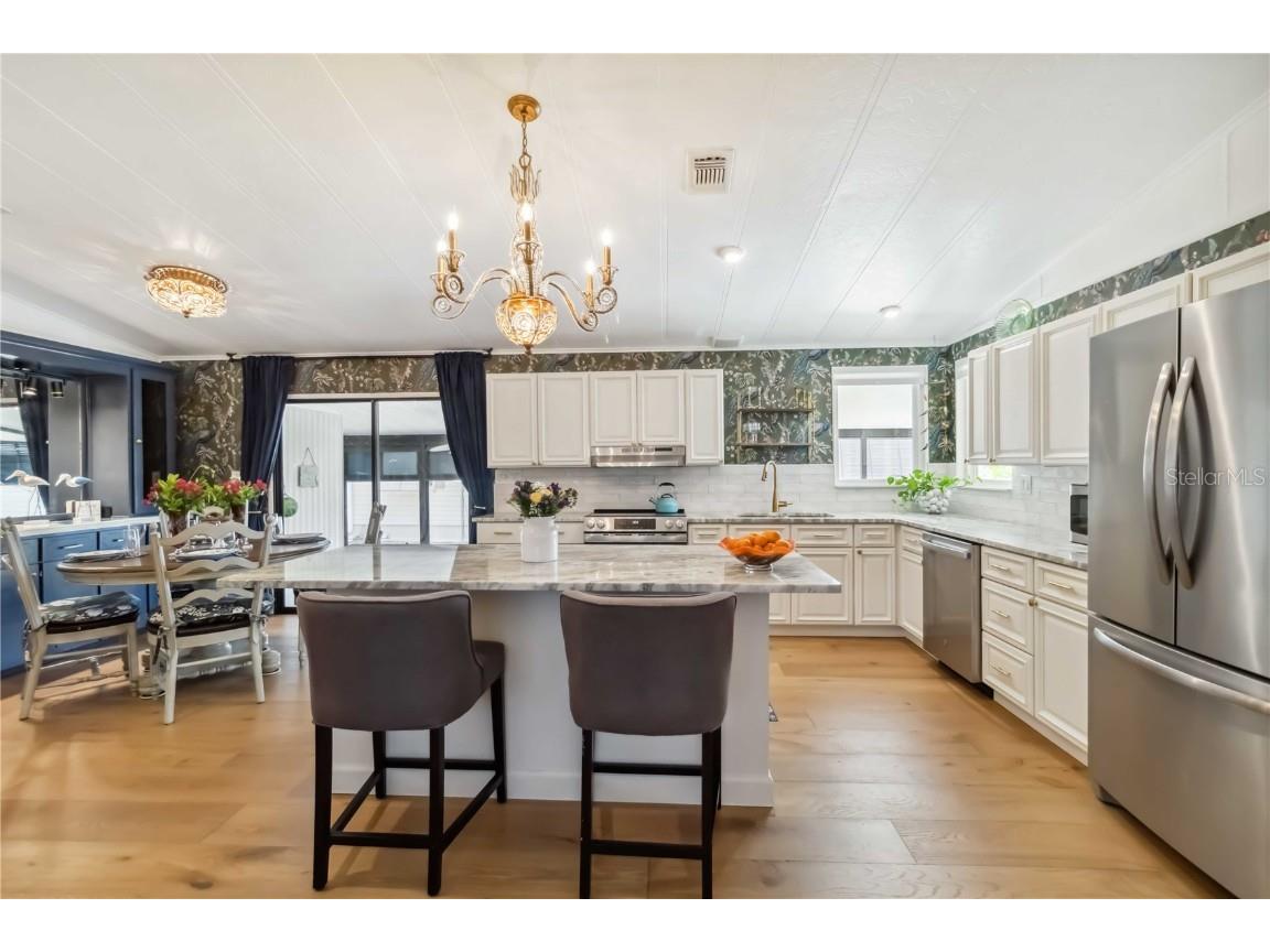 91 N Easter Island Circle Englewood FL 34223 N6138902 image3