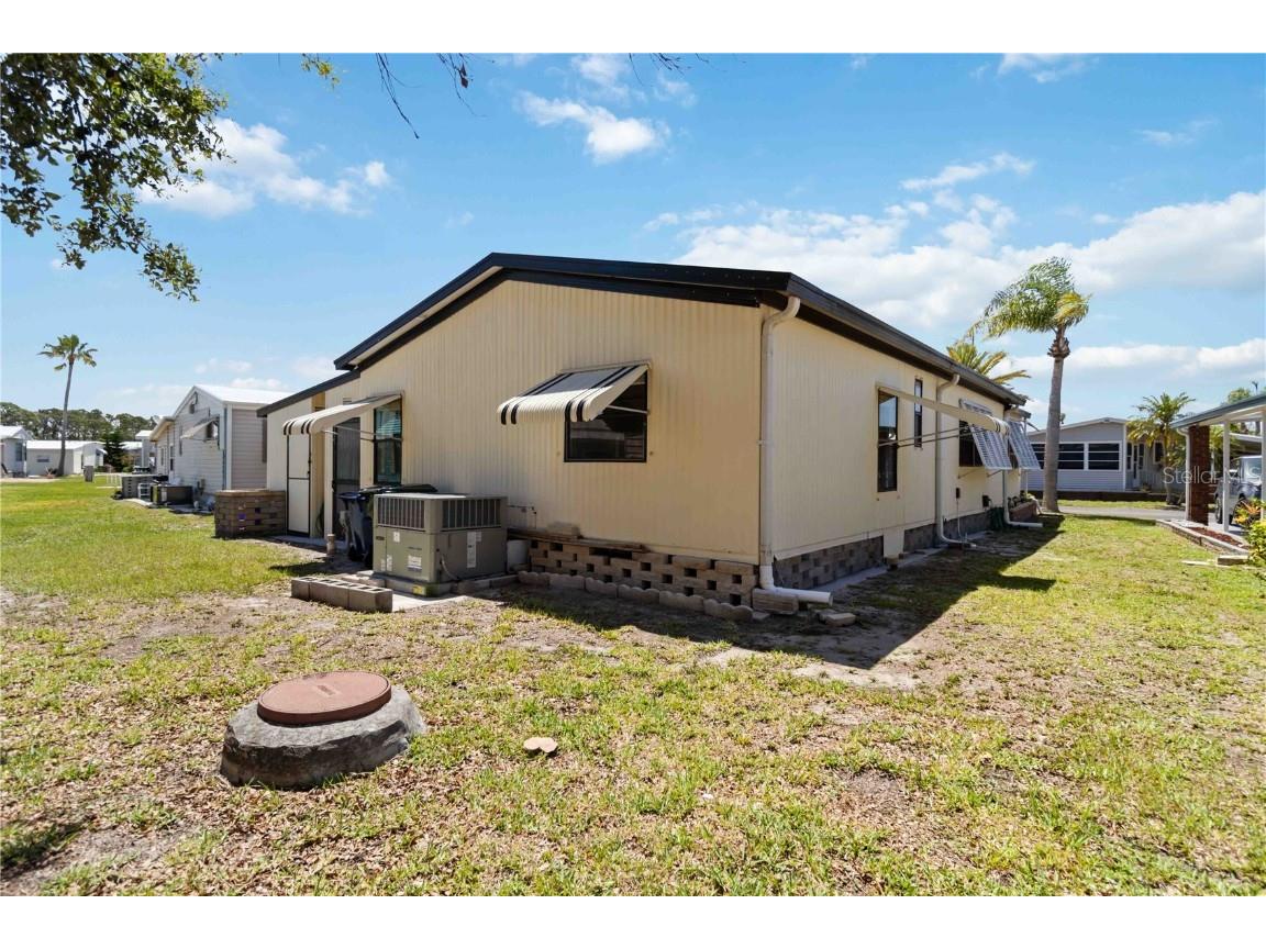 91 N Easter Island Circle Englewood FL 34223 N6138902 image31