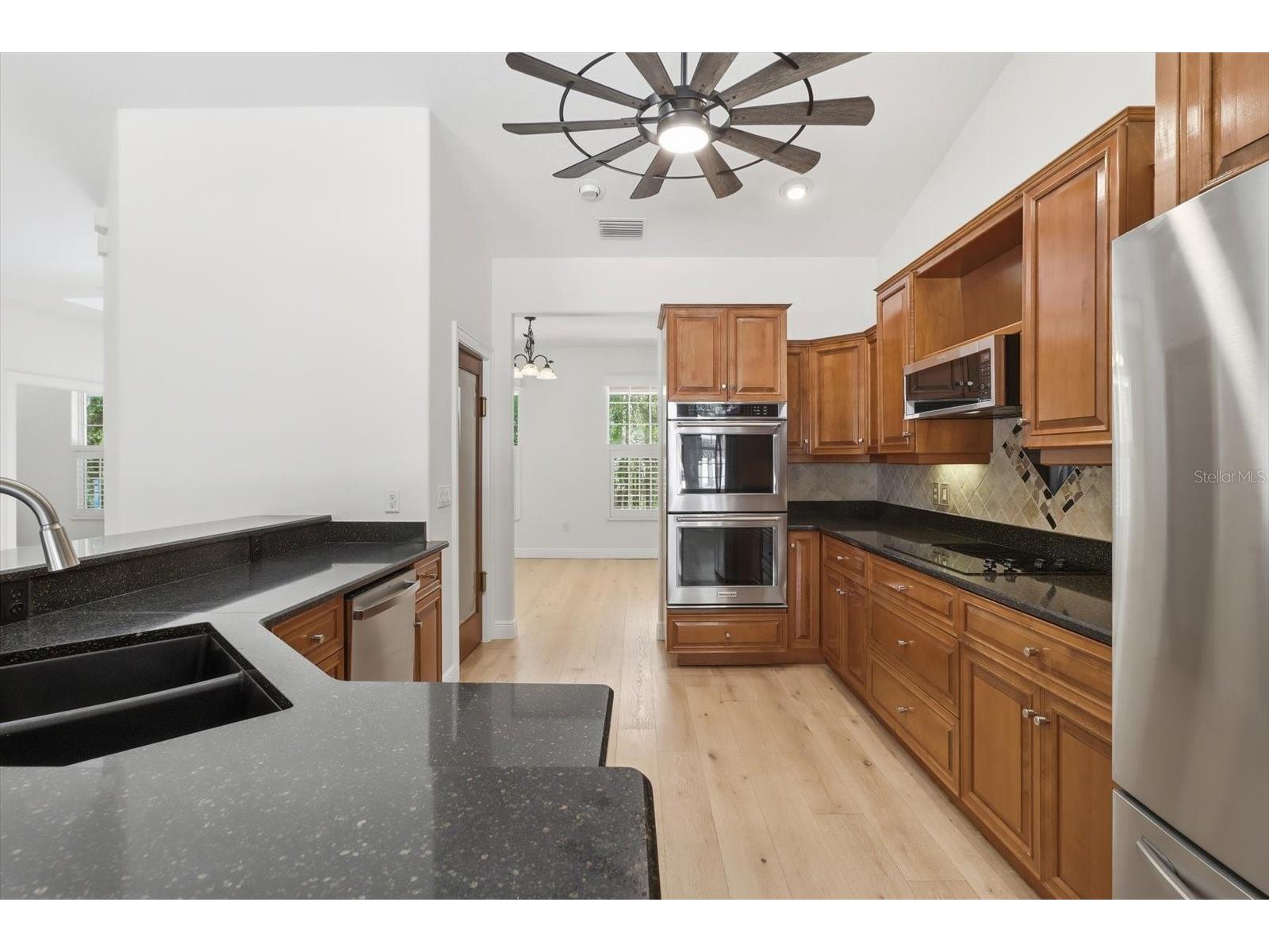 91 S School Avenue Lecanto FL 34461 OM726892 image17