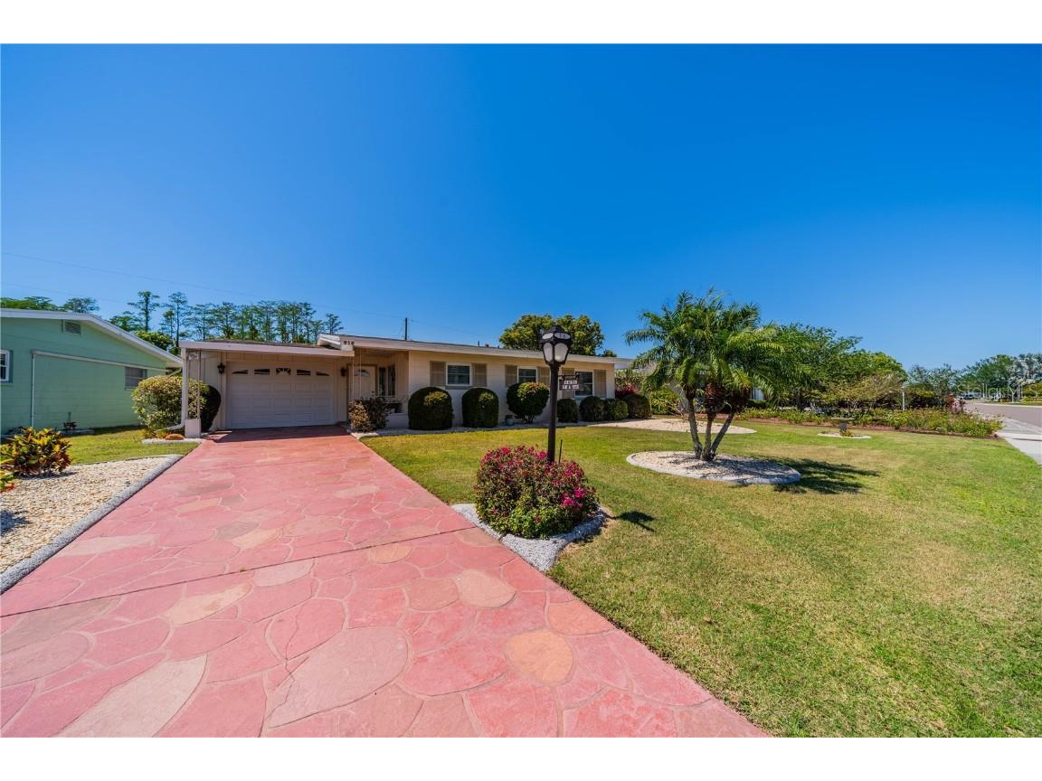 910 Augusta Drive Sun City Center FL 33573 - Swan Lake T3516922 image1