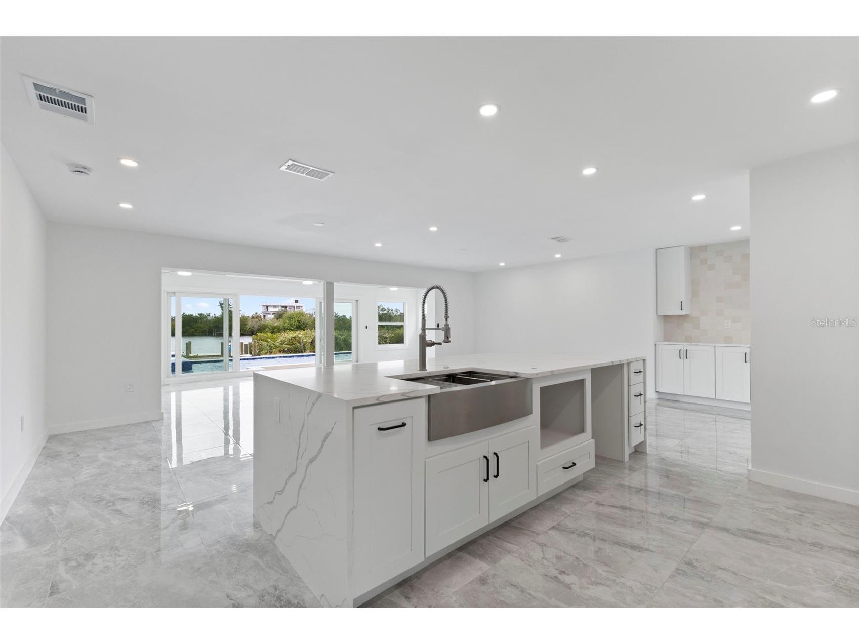 910 Bayshore Drive Terra Ceia FL 34250 A4674151 image24