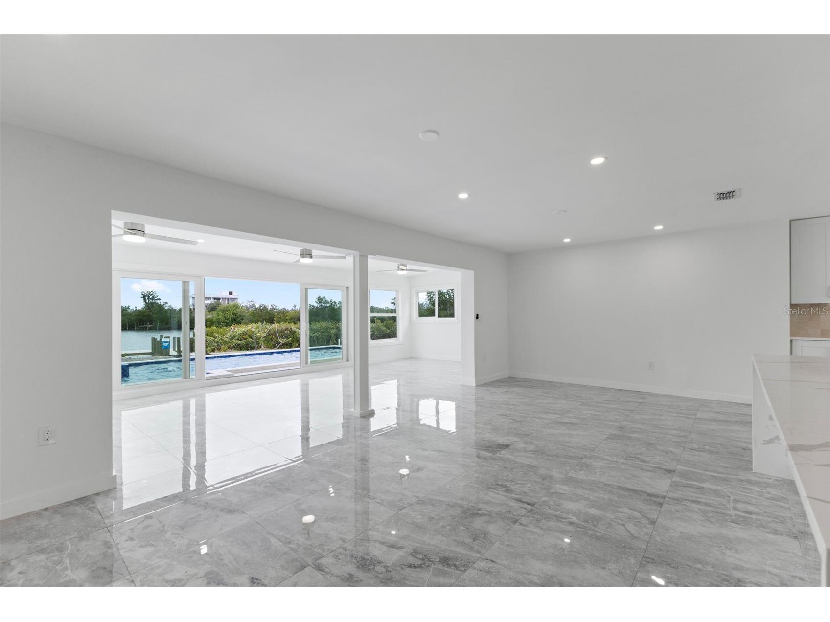 910 Bayshore Drive Terra Ceia FL 34250 A4674151 image26