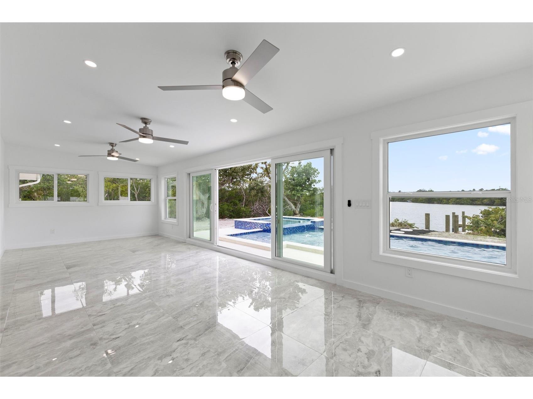 910 Bayshore Drive Terra Ceia FL 34250 A4674151 image28